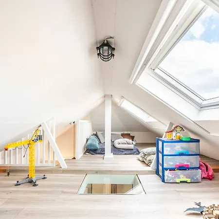 Villa Near Sea With Bbq And Play Attic